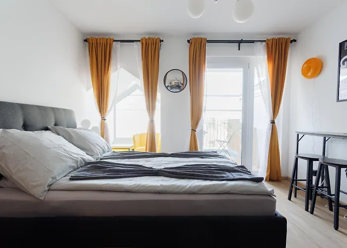 Luxury Stylish Long-term *
